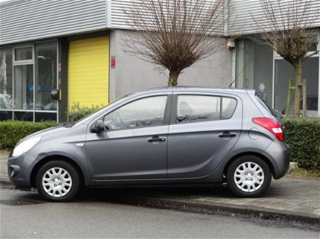 Hyundai i20 - 1.2i i-Drive - AIRCO - ELEKTRISCHE RAMEN - APK TOT 08/2020 - ACTIE PRIJS - 1