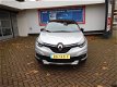 Renault Captur - TCe 90 pk Intens/Navi/17 Inch Lmv /Parkeersensoren - 1 - Thumbnail