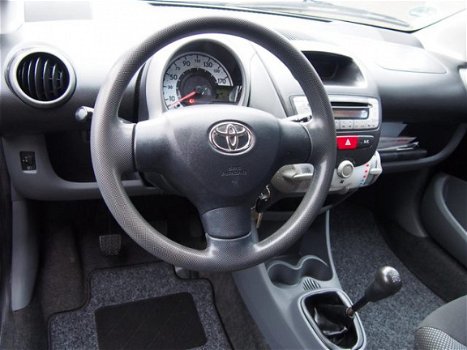 Toyota Aygo - aygo+ Airco 5Deurs (APK:Nieuw) Elek.Pakket - 1