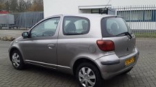 Toyota Yaris - 1.3 VVT-i Luna