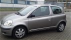 Toyota Yaris - 1.3 VVT-i Luna - 1 - Thumbnail