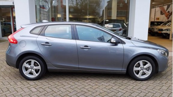 Volvo V40 - 1.5 T2 R-DESIGN AUTOMAAT Navi | Cruise | Stoelverwarming - 1