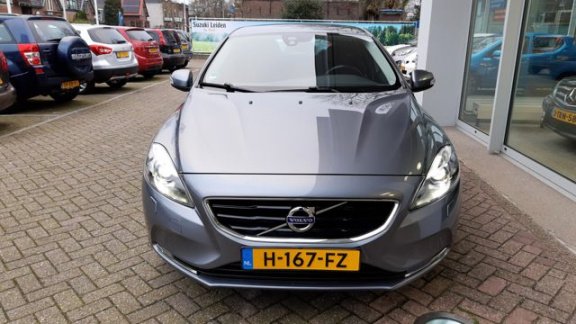 Volvo V40 - 1.5 T2 R-DESIGN AUTOMAAT Navi | Cruise | Stoelverwarming - 1