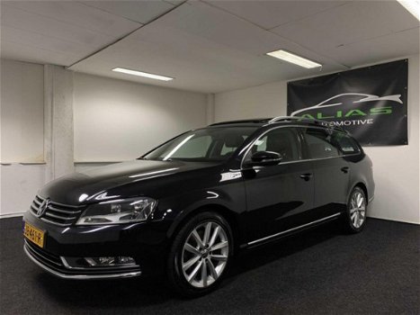 Volkswagen Passat Variant - 1.6 TDI Highline BlueMotion 2011 Zwart AIRCO - Navigatie - Panorama - NA - 1