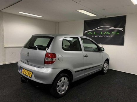 Volkswagen Fox - 1.2 Trendline 2007 - Grijs - NAP - 1