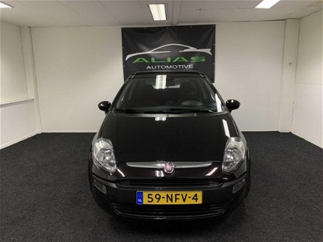 Fiat Punto Evo - 1.3 M-Jet Dynamic 2010 Zwart AIRCO - USB/AUX/PDC - NAP - 1