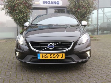 Volvo V40 - 2.0 D2 R-Design Business 1e EIG NAVI XENON CRUISE NL AUTO - 1