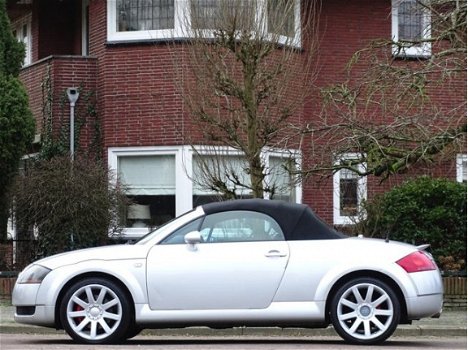 Audi TT Roadster - 1.8 5V Turbo 179PK+ / cabrio / APK 2021 - 1