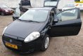 Fiat Grande Punto - 1.2 Sportsound ZEER NETJES KM 113.000 NAP BJ 2006 19-12-2020 APK , KLEUR ZWART - 1 - Thumbnail