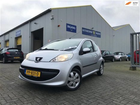 Peugeot 107 - 1.0-12V XR NIEUWE APK/AIRCO/ELEK.RAMEN/CENTRALE DEURVERGRENDELING - 1