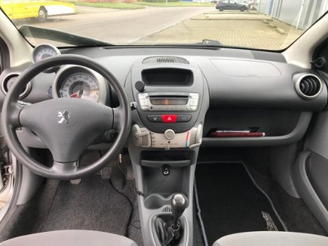 Peugeot 107 - 1.0-12V XR NIEUWE APK/AIRCO/ELEK.RAMEN/CENTRALE DEURVERGRENDELING - 1