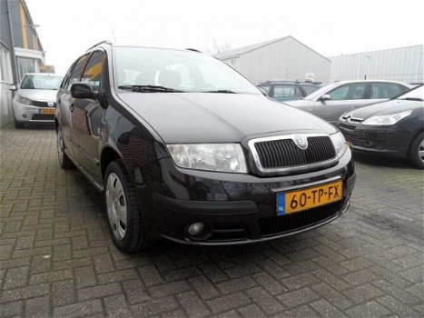 Skoda Fabia Combi - 1.4-16V Spirit+ Airco - 1