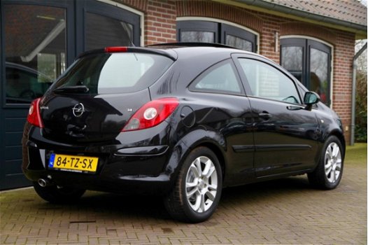 Opel Corsa - 1.4-16V Sport | NAP |PANORAMA | AIRCO - 1