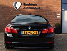 BMW 5-serie - 528i High Executive 6 cil. HUD, Radar, Adaptive cruise, Standkachel, VOL