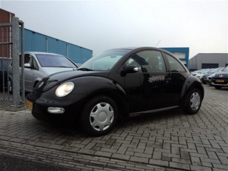 Volkswagen New Beetle - 1.6 75KW Nieuwe APK - 1