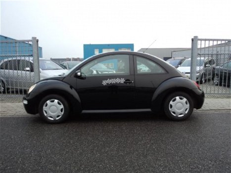 Volkswagen New Beetle - 1.6 75KW Nieuwe APK - 1