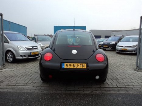 Volkswagen New Beetle - 1.6 75KW Nieuwe APK - 1