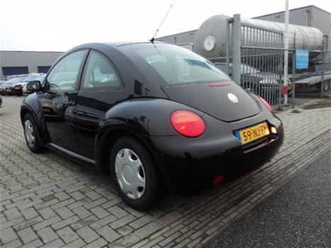 Volkswagen New Beetle - 1.6 75KW Nieuwe APK - 1