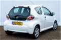 Toyota Aygo - 1.0 12v 3drs. Access Org. audio/Stuurbekrachtiging - 1 - Thumbnail