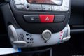 Toyota Aygo - 1.0 12v 3drs. Access Org. audio/Stuurbekrachtiging - 1 - Thumbnail