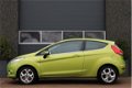 Ford Fiesta - 1.25 Titanium 82 PK / Bluetooth / Parkeersensoren / Cruise / Clima - 1 - Thumbnail