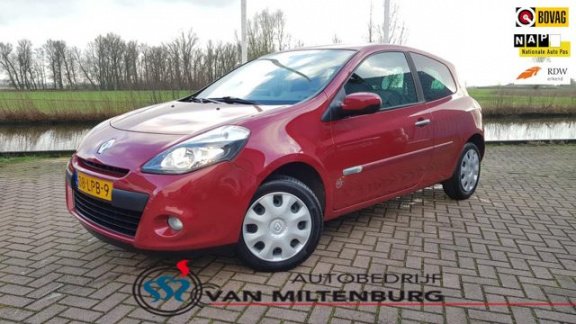 Renault Clio - 1.2 Authentique Airco Navigatie Trekhaak - 1