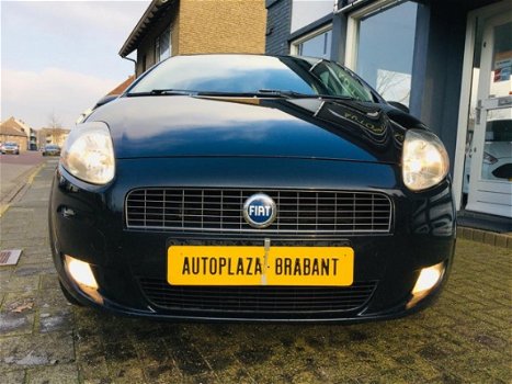 Fiat Grande Punto - 1.4-16V Racing / AIRCO/ ELEKTR.PAKKET/ CV/ NIEUWE APK - 1