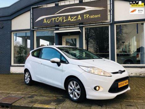 Ford Fiesta - 1.6 Sport 120 pk/ CLIMATE/ USB/ AUX/ ELEKTR.PAKKET/ CV/ NIEUW APK - 1