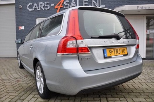 Volvo V70 - D2 Nordic+ + Leder + Lmv + Navi + Standkachel + Pdc - 1