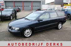 Volvo V70 - 2.4 D5 AWD Geartronic AUT Leer 4x4 Airco 2003