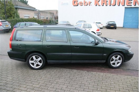 Volvo V70 - 2.4 T 200 PK AUT Airco 5Drs 2000 APK - 1