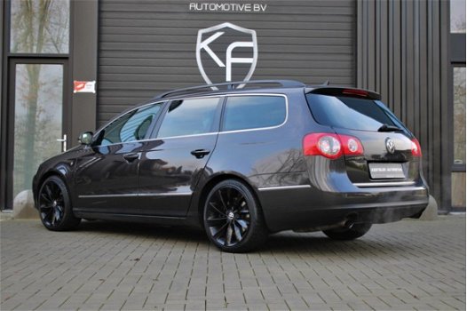 Volkswagen Passat Variant - 3.2 V6 Highline 4-Motion INDIVIDUAL | LEDER | DSG | DEALER ONDERHOUDEN - 1