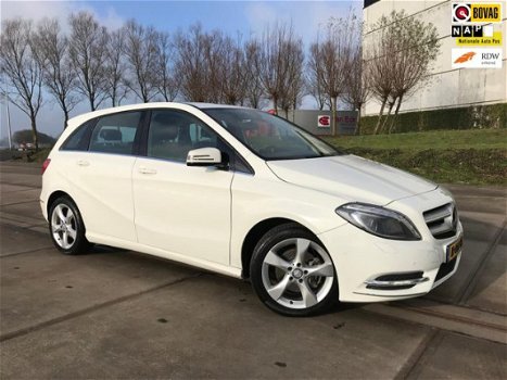 Mercedes-Benz B-klasse - 180 Ambition - 1