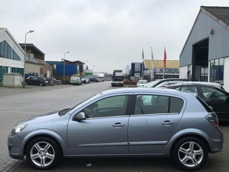 Opel Astra - 1.6 Enjoy Cruise/ 5Dr/ MFC/ El. raam/ NAP/ APK - 1