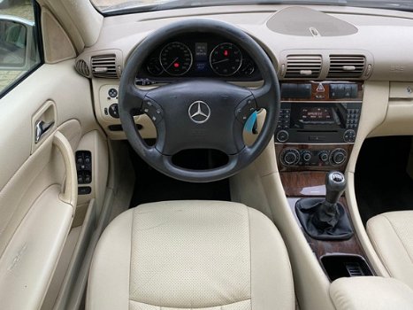 Mercedes-Benz C-klasse - 200 K. Elegance / Leder/ Schuifdak/ Lm velgen / Zeer netjes - 1