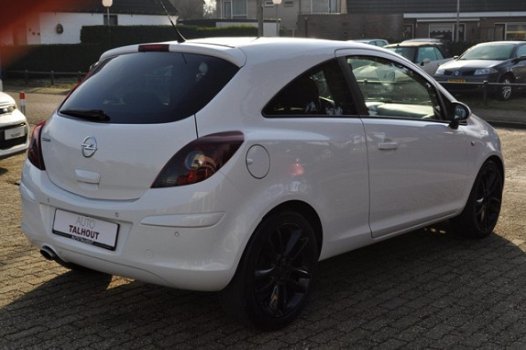 Opel Corsa - 1.4-16V Color Edition '3DRS, AIRCO, LM VELGEN, NW APK, NW OH-BEURT' - 1