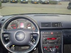 Audi A4 Avant - 2.0 5V Exclusive