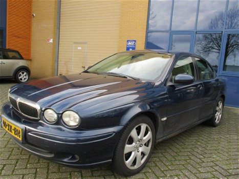 Jaguar X-type - 2.5 V6 - 1