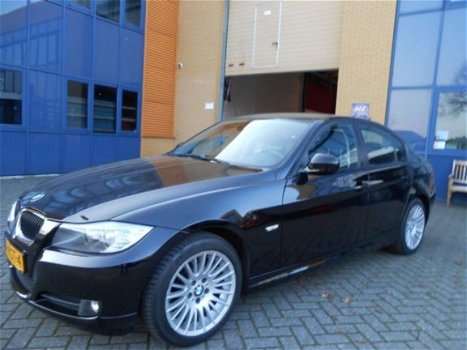 BMW 3-serie - 318i Executive zwartmet.2009 facelift - 1