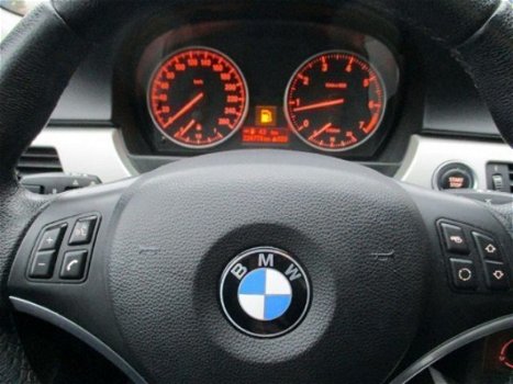 BMW 3-serie - 318i Executive zwartmet.2009 facelift - 1