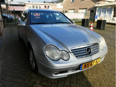 Mercedes-Benz C-klasse Sportcoupé - 180 Leder / Airco / Dealeronderhouden - 1