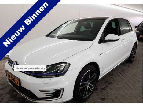 Volkswagen Golf - bjr 2015 1.4 TSI GTE | LED | Leder | Parksensor | Pano | Navi | Stoelverw | Elektr - 1