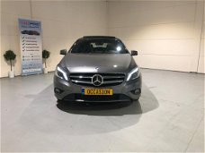 Mercedes-Benz A-klasse - 180 Ambition panoramadak/5drs/NAVI/dealeronderhouden