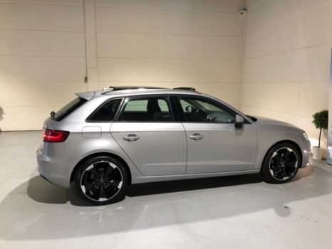 Audi A3 Sportback - pro-line s NAVI/PANO/PDC/bixenon/deleronderhouden - 1