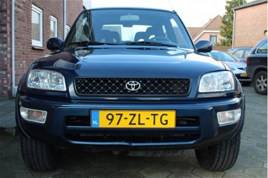 Toyota FunCruiser RAV4 - 2.0i Hardtop - 1