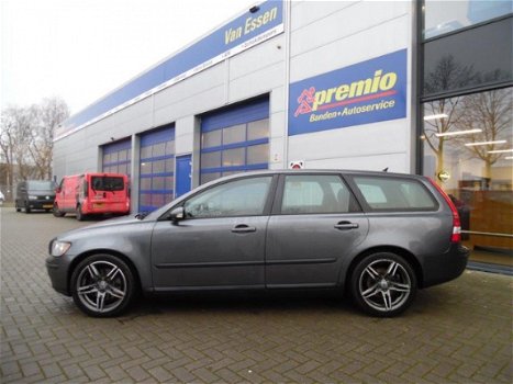 Volvo V50 - 2.0D Momentum, Airco, sportvelgen - 1