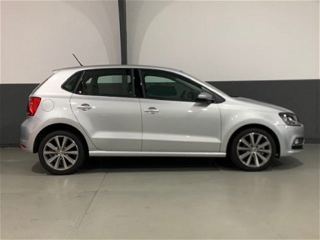 Volkswagen Polo - 1.2 TSI Comfortline Business R Slechts 7809 km Nieuw - 1