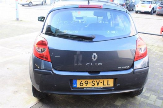 Renault Clio - 1.4-16V Dynamique Luxe Airco Apk 02-04-2020 - 1