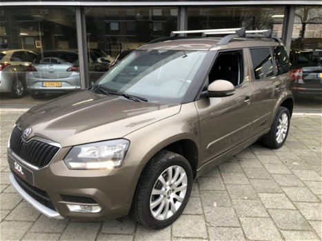 Skoda Yeti - 1.2 TSI Ambition // NAVI // PDC // LMV - 1