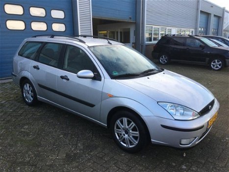 Ford Focus Wagon - 1.6-16V Futura (Nwe APK, climate, leder) - 1